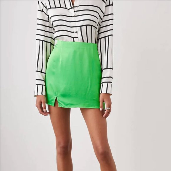 NWT Rails Tate Skirt in Green. Size XS